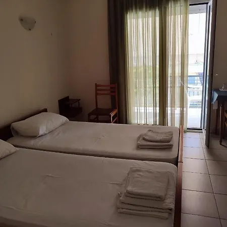 περσεφονη Отель 2*