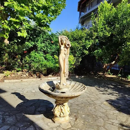 Отель περσεφονη