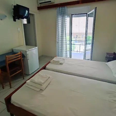 Отель περσεφονη 2*