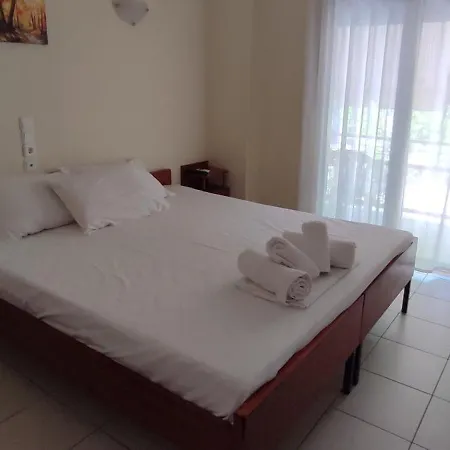 περσεφονη Hotel 2*