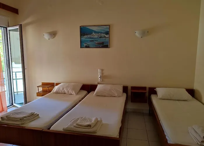 περσεφονη Hotel Kamena Vourla