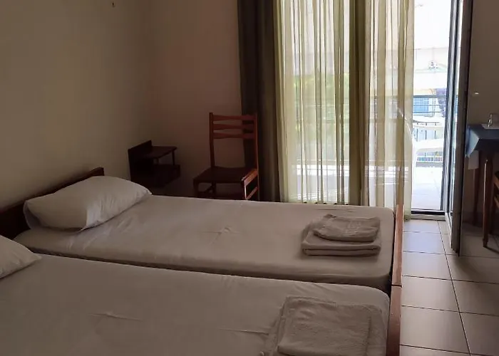 περσεφονη Hotel 2*